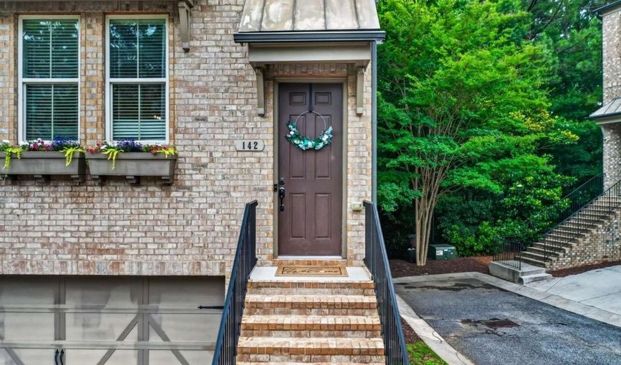 142 Brindle Ln, Alpharetta, GA 30009 - 4 Beds, 3 Bath