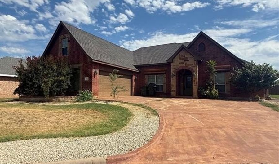 3557 La Jolla, Abilene, TX 79606 - 4 Beds, 3 Bath