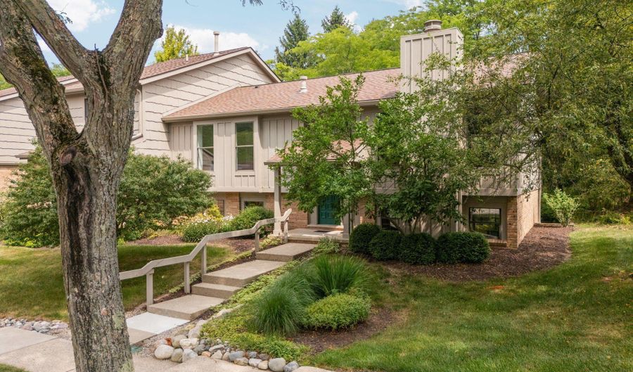 2250 Rivenoak Ct, Ann Arbor, MI 48103 - 3 Beds, 2 Bath