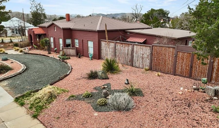 701 E Sul Ross, Alpine, TX 79830 - 4 Beds, 3 Bath