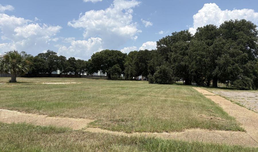 1648 Beach Blvd, Biloxi, MS 39531 - 0 Beds, 0 Bath
