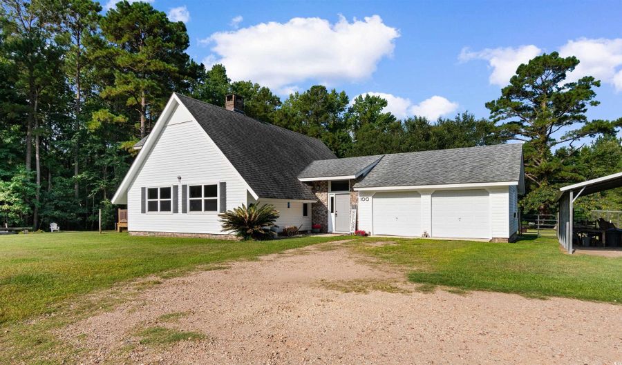 100 Carnation Dr, Andrews, SC 29510 - 4 Beds, 3 Bath