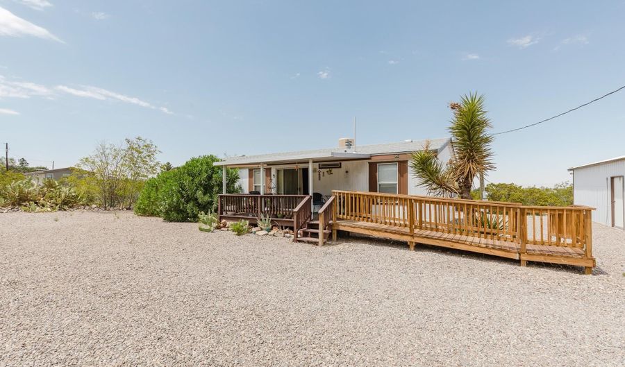 30 Turri Ave, Alamogordo, NM 88310 - 3 Beds, 2 Bath