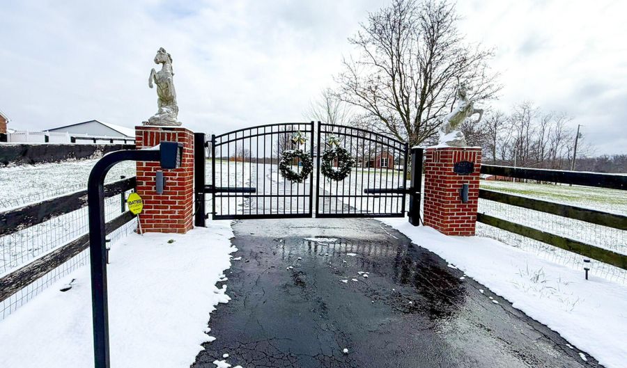 700 Cedarmore Rd, Bagdad, KY 40003 - 3 Beds, 2 Bath