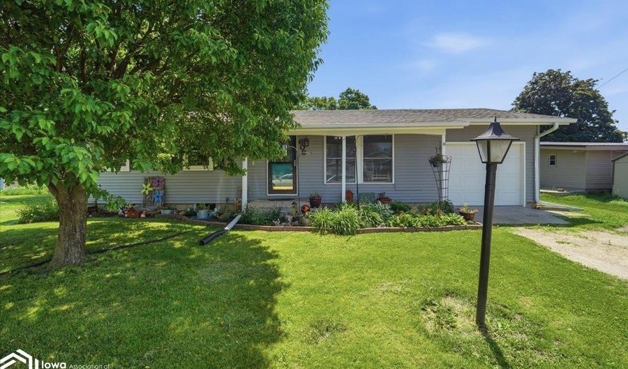 609 West St, Alden, IA 50006 - 3 Beds, 1 Bath