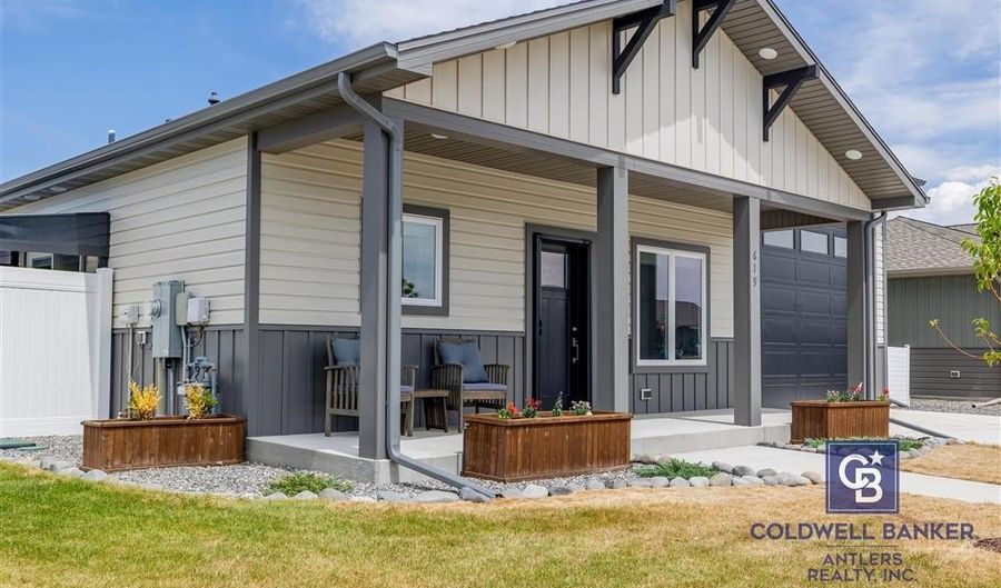619 Go Around Loop, Cody, WY 82414 - 2 Beds, 1 Bath