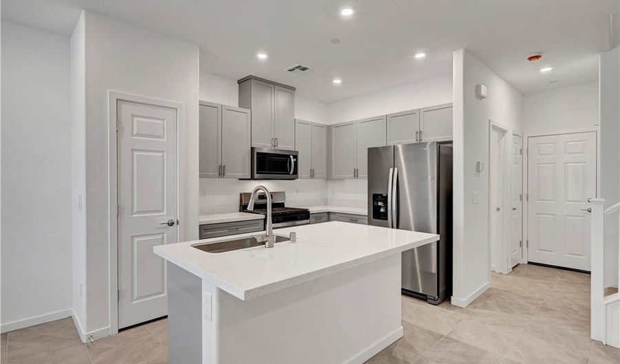 1175 Heliodor Ave, Henderson, NV 89011 - 3 Beds, 3 Bath