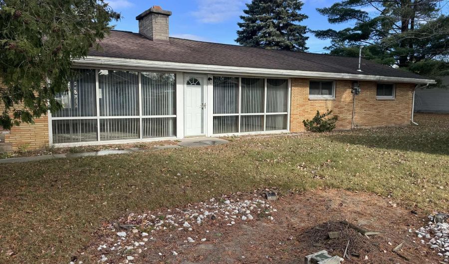 701 S Brooke St, Alpena, MI 49707 - 3 Beds, 2 Bath