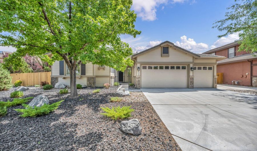 609 St Andrews Dr, Dayton, NV 89403 - 3 Beds, 2 Bath