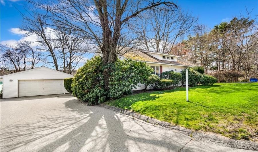 2444 Hartford Ave, Johnston, RI 02919 - 3 Beds, 3 Bath