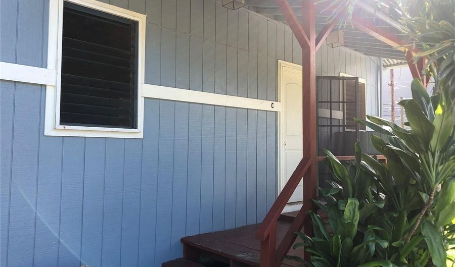47-719 Kamehameha Hwy C, Kaneohe, HI 96744 - 2 Beds, 1 Bath