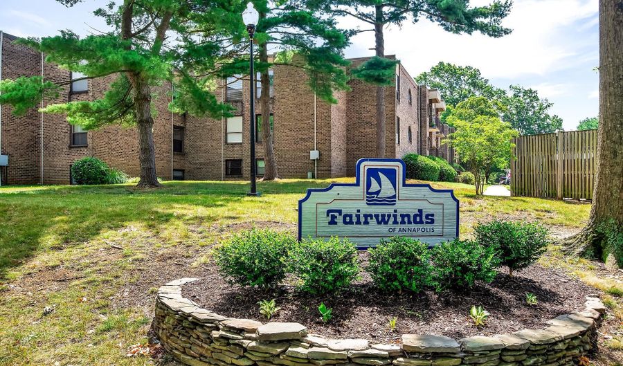 1 SILVERWOOD Cir 8, Annapolis, MD 21403 - 2 Beds, 2 Bath