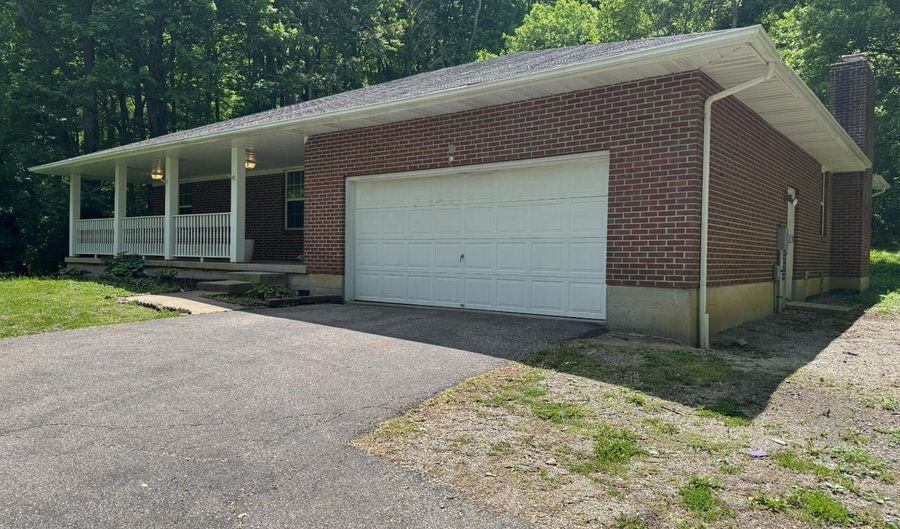 6954 Bridges Rd, Anderson Twp., OH 45230 - 3 Beds, 3 Bath