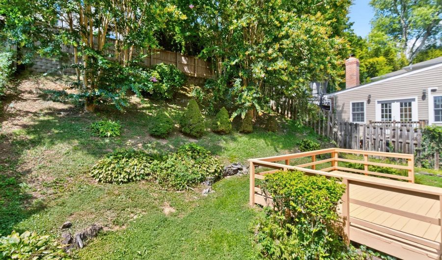 9928 FLEMING Ave, Bethesda, MD 20814 - 3 Beds, 2 Bath