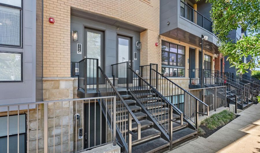 1108 S HIGHLAND St 2, Arlington, VA 22204 - 1 Beds, 1 Bath