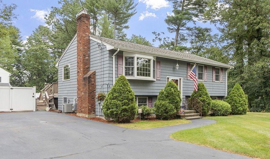 9 Donald Rd, Billerica, MA 01821 - 4 Beds, 2 Bath