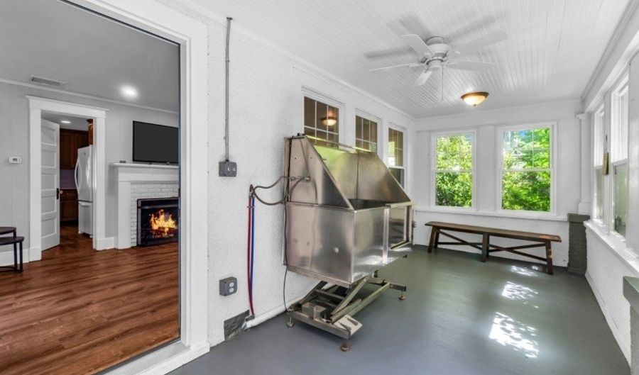 105 Somerville Rd, Bedminster, NJ 07921 - 3 Beds, 2 Bath