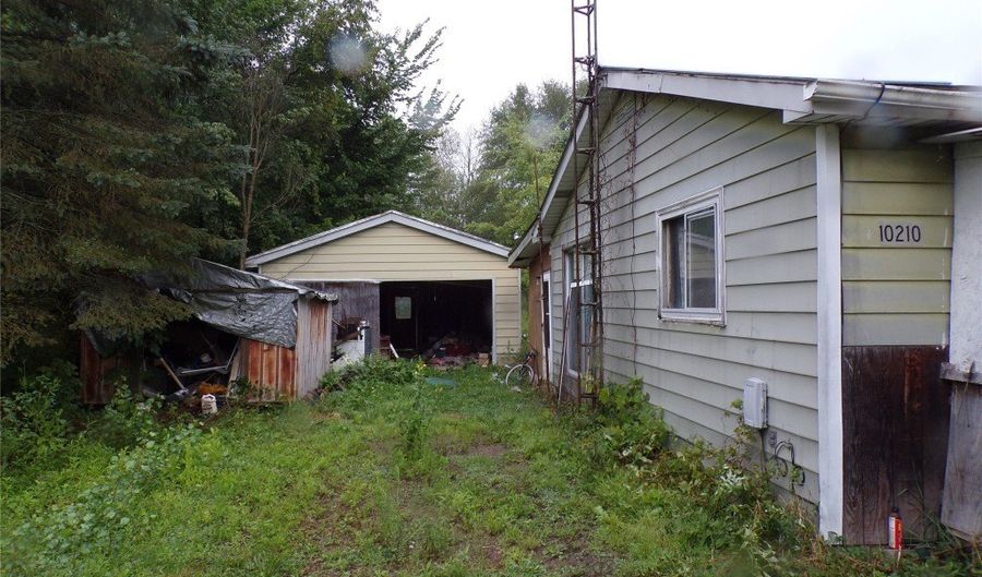 10210 KNAPP Rd, Albion, PA 16401 - 3 Beds, 1 Bath