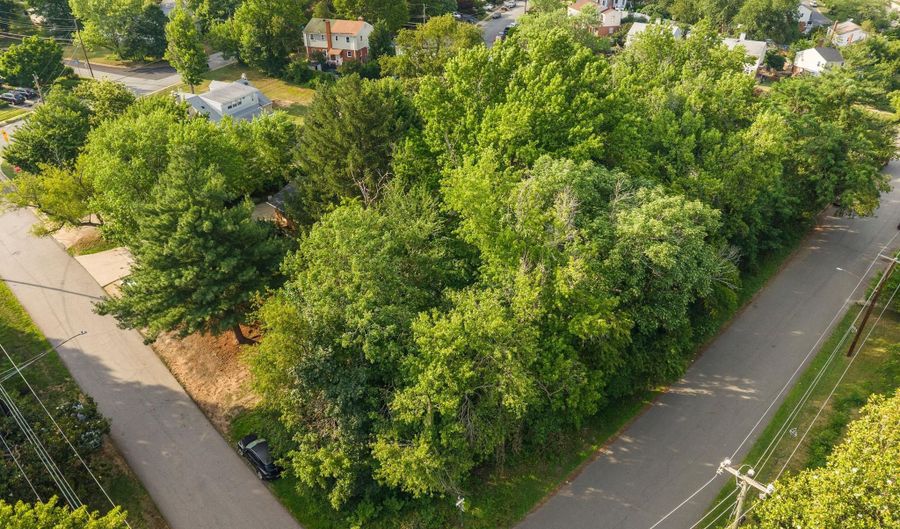 7054 CANTERBURY Ln, Alexandria, VA 22306 - 0 Beds, 0 Bath