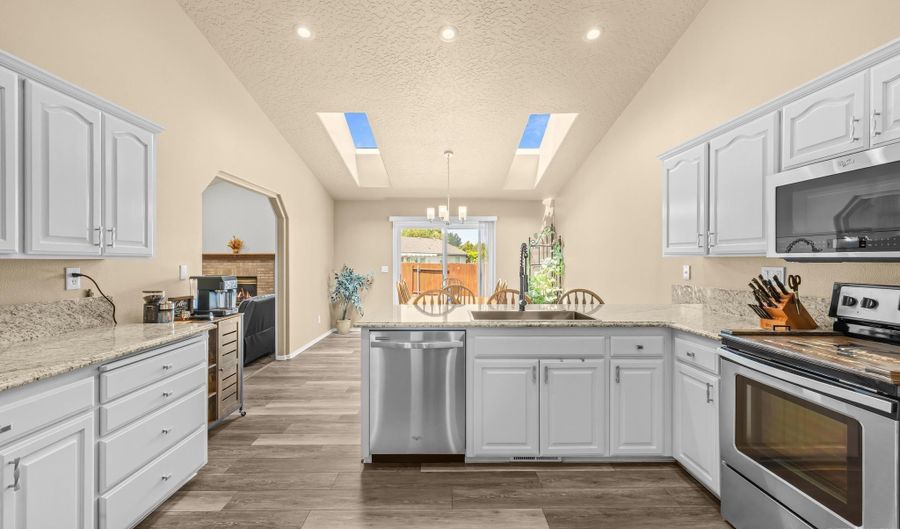 3408 Saraset Cir, Caldwell, ID 83605 - 3 Beds, 2 Bath