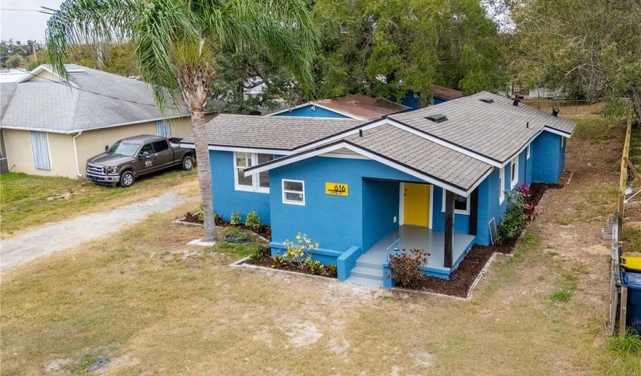 616 LIME St, Auburndale, FL 33823 - 3 Beds, 2 Bath