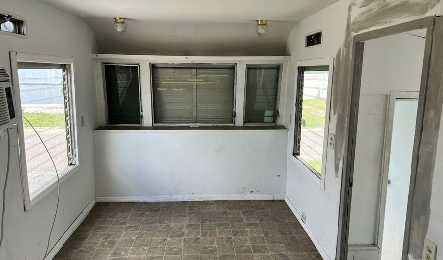 147 Southland Ct 147, Avon Park, FL 33825 - 1 Beds, 1 Bath