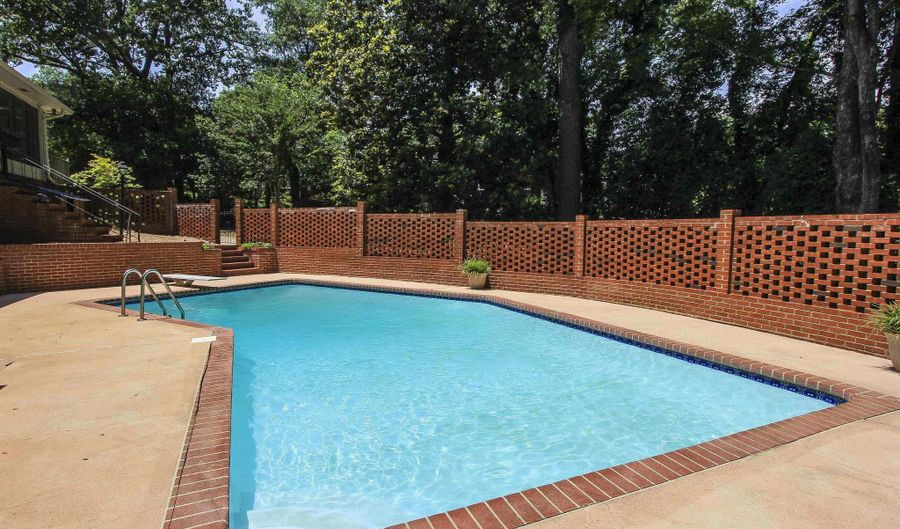 5 Christopher Way, Anniston, AL 36207 - 4 Beds, 4 Bath