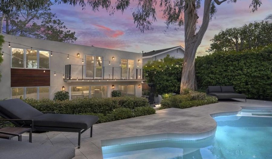 13936 Mira Montana Dr, Del Mar, CA 92014 - 4 Beds, 3 Bath