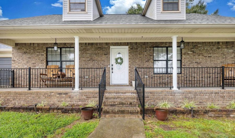1166 10th St NW, Arab, AL 35016 - 4 Beds, 3 Bath