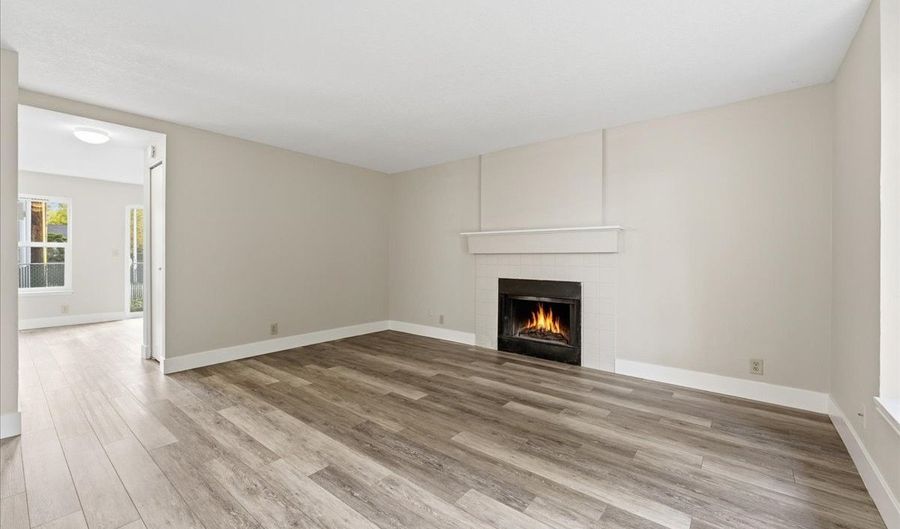 4650 SW SOUTHVIEW Ter, Beaverton, OR 97078 - 3 Beds, 1 Bath