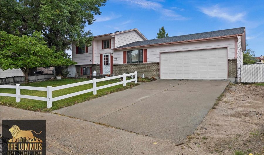 6381 Pittman Cir, Casper, WY 82604 - 3 Beds, 2 Bath