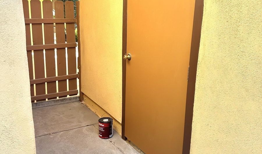 404 E Paseo De Isabella, Casa Grande, AZ 85122 - 4 Beds, 2 Bath