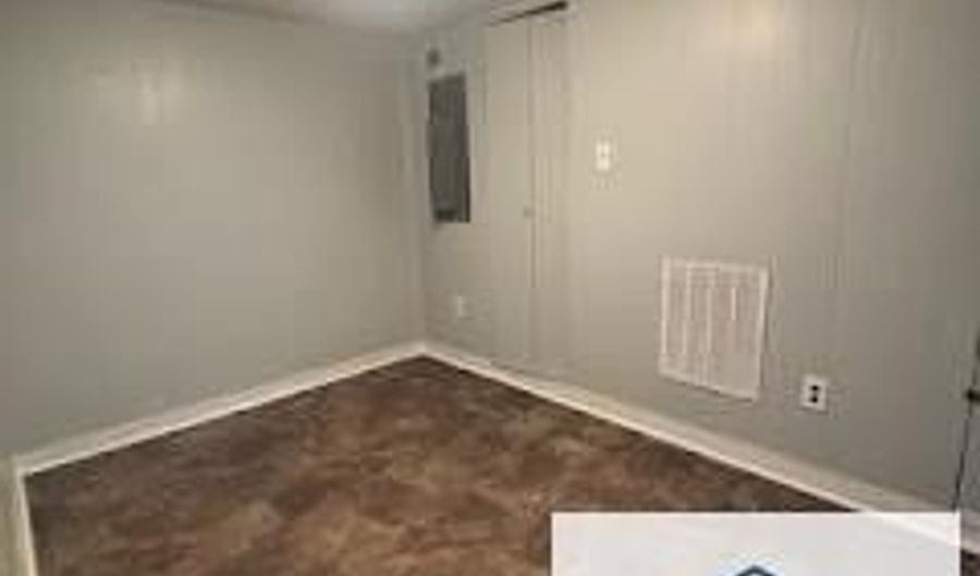 2280 Oak Level Rd, Bassett, VA 24055 - 2 Beds, 1 Bath