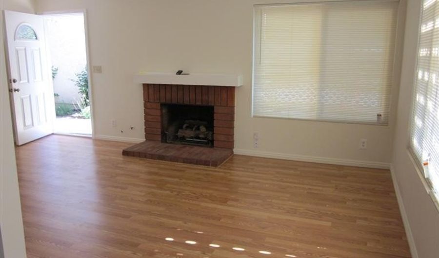 5637 Slicers Cir, Agoura Hills, CA 91301 - 3 Beds, 2 Bath