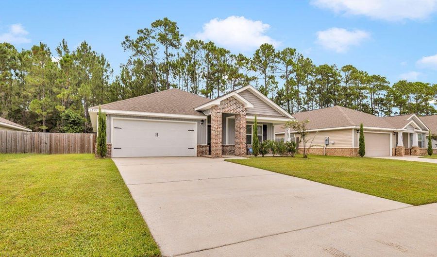 6595 Eastland Cir, Biloxi, MS 39532 - 4 Beds, 2 Bath
