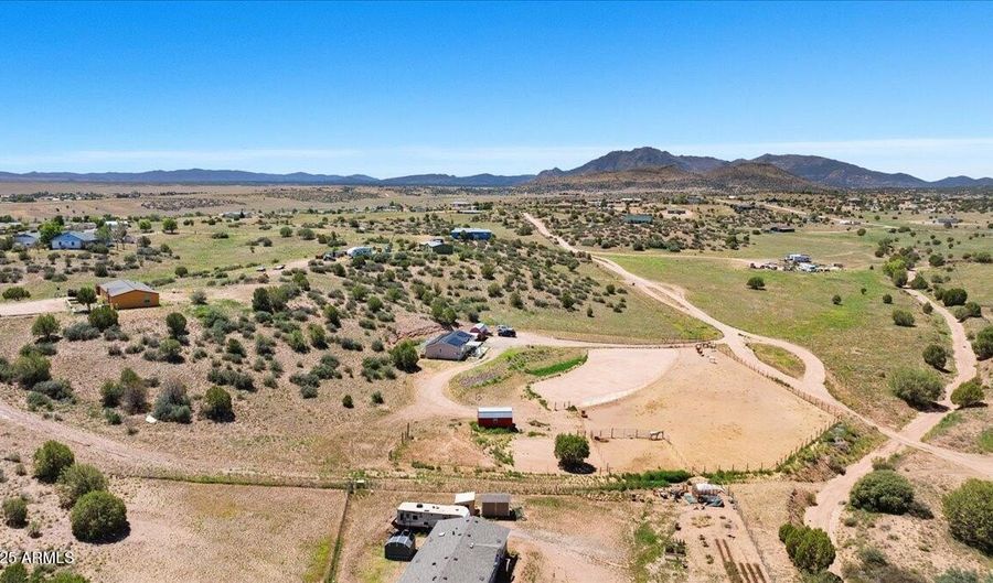 645 N PAPAGO Trl, Chino Valley, AZ 86323 - 3 Beds, 2 Bath
