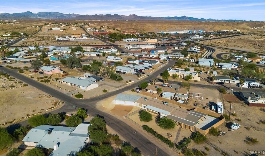 1350 Newberry Dr, Bullhead City, AZ 86442 - 5 Beds, 3 Bath