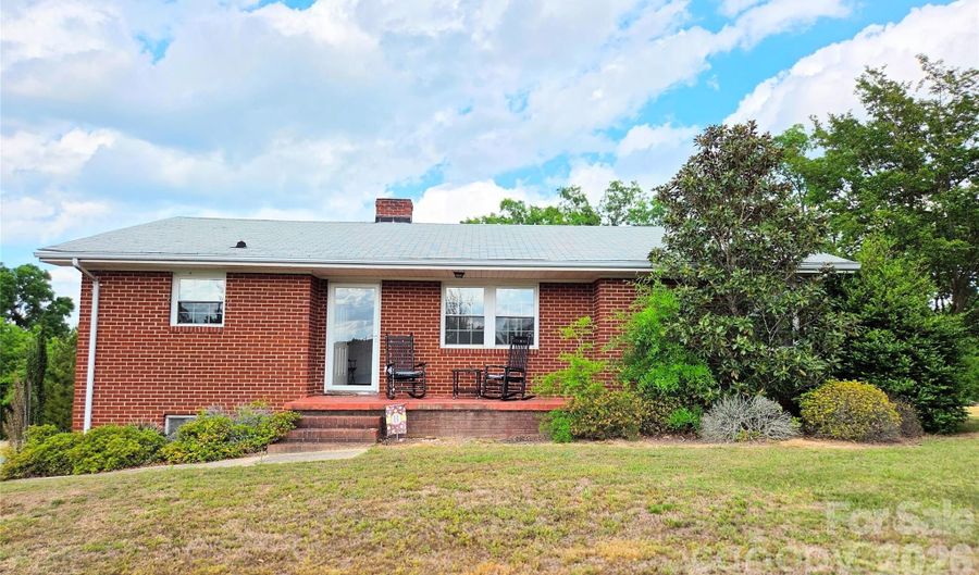 613 Judy St, Albemarle, NC 28001 - 3 Beds, 1 Bath