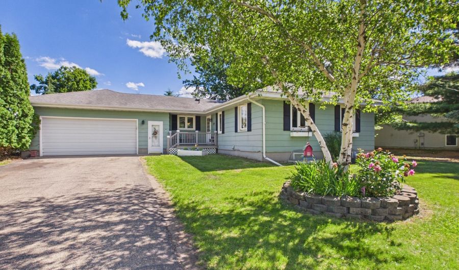 1100 Tabbert Rd NW, Alexandria, MN 56308 - 4 Beds, 2 Bath