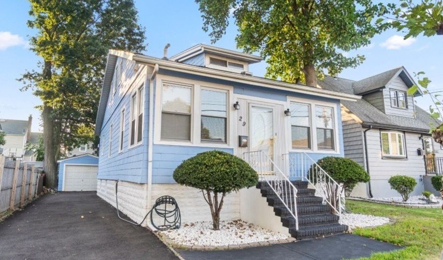 29 Ligham St, Belleville, NJ 07109 - 3 Beds, 2 Bath