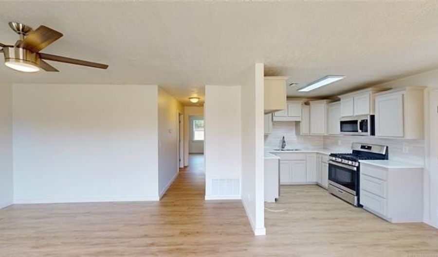 1300 Wolfe, Ada, OK 74820 - 3 Beds, 1 Bath