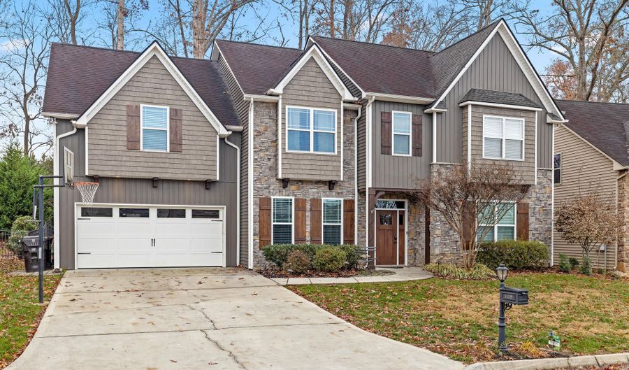 1119 Front Royal Ln, Knoxville, TN 37922 - 4 Beds, 3 Bath
