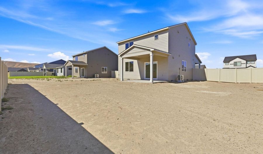 1210 18th St, Benton City, WA 99320 - 3 Beds, 2 Bath