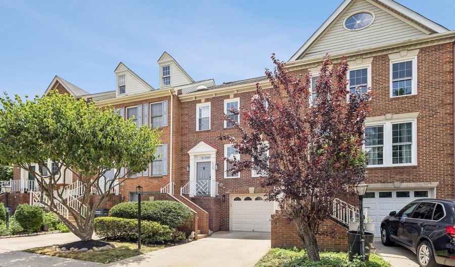6339 BATTLEMENT Way, Alexandria, VA 22312 - 3 Beds, 4 Bath