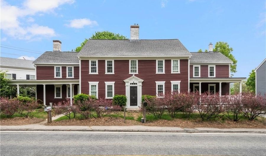 16 School St, North Smithfield, RI 02896 - 6 Beds, 3 Bath