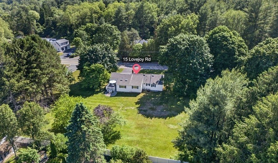 15 Lovejoy Rd, Andover, MA 01810 - 4 Beds, 2 Bath