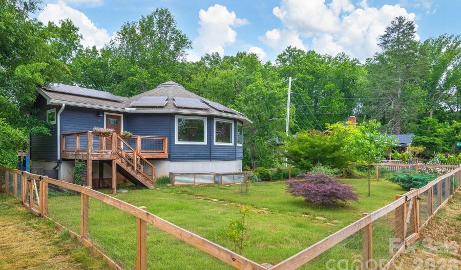 63 Beverly Rd W, Asheville, NC 28806 - 2 Beds, 2 Bath