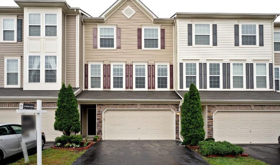 25120 SWEET MYRTLE Sq, Aldie, VA 20105 - 3 Beds, 4 Bath