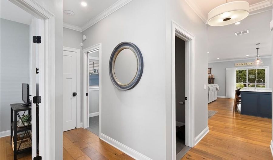 48 TRAVELERS Ct, East Greenwich, RI 02818 - 3 Beds, 3 Bath