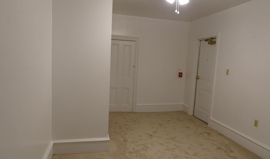 200 JEFFERSON St 3, Delaware City, DE 19706 - 1 Beds, 1 Bath